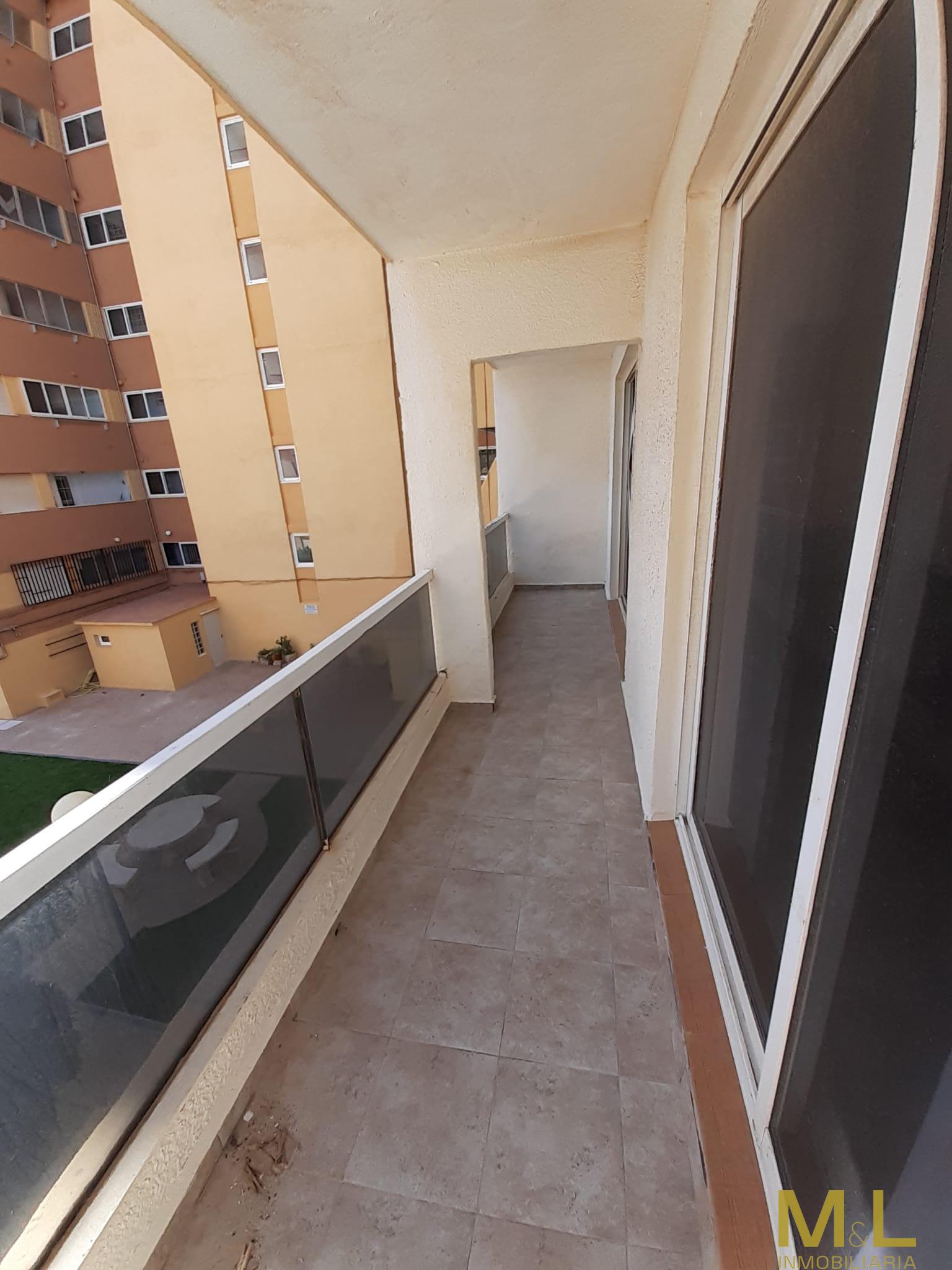 For rent of apartment in Puig