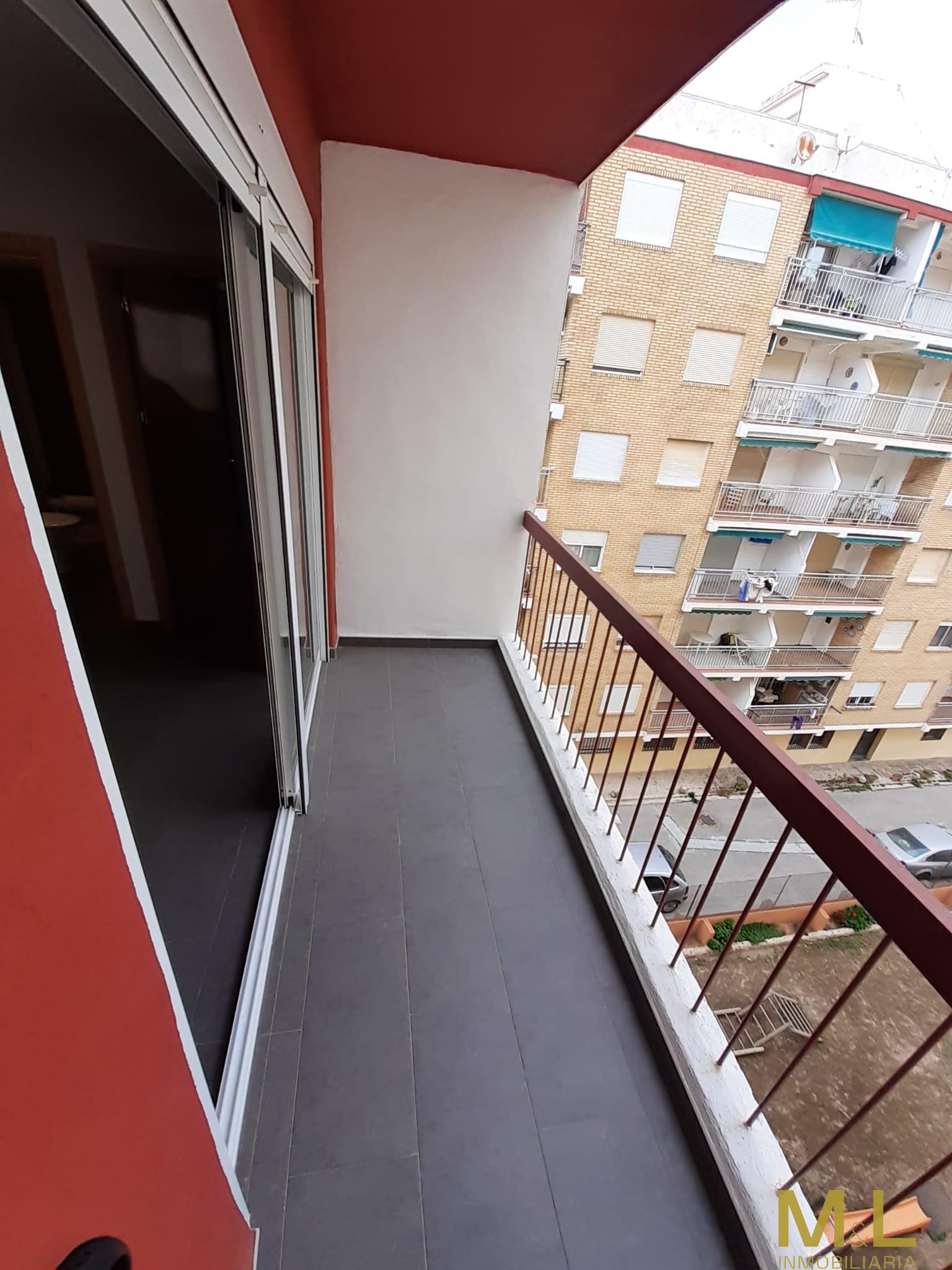For sale of apartment in Puebla de Farnáls