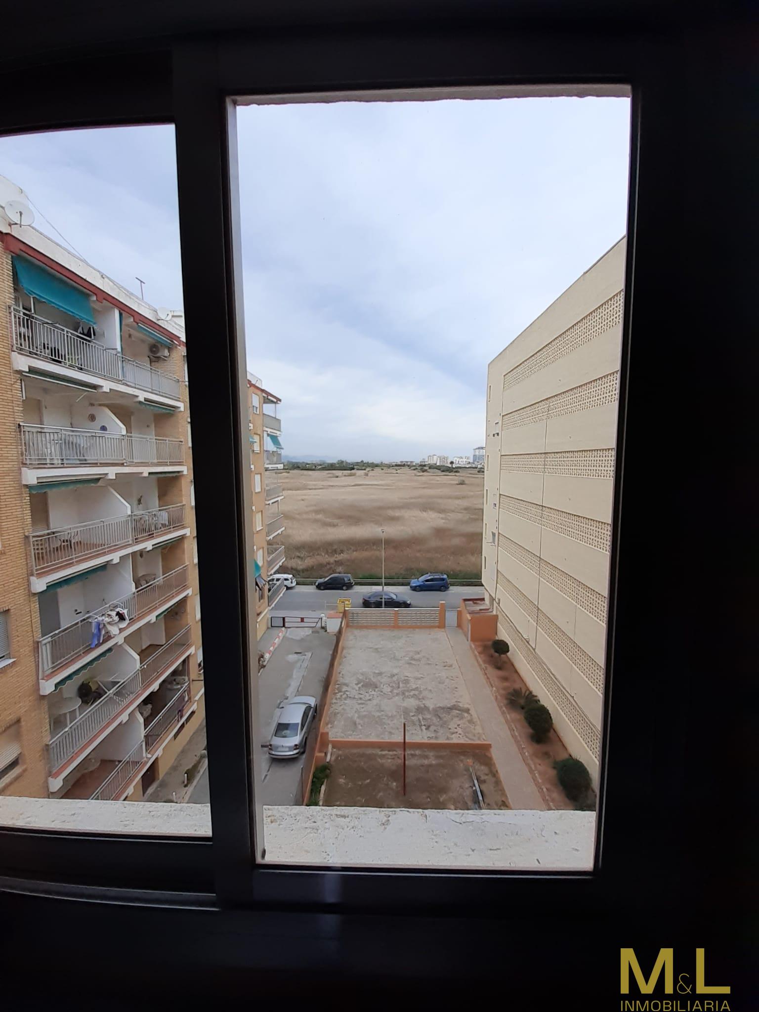 For sale of apartment in La Pobla de Farnals