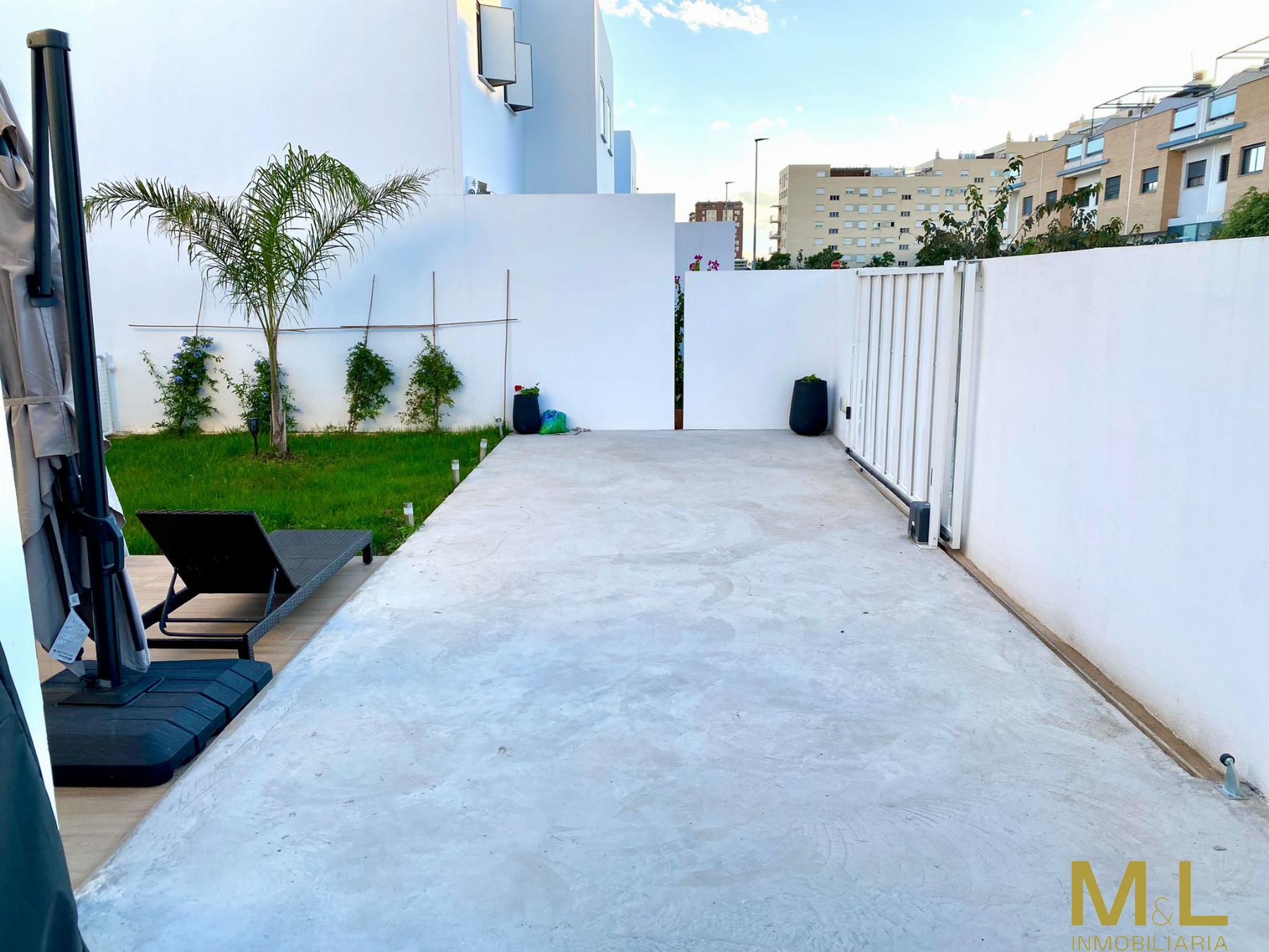For sale of chalet in La Pobla de Farnals