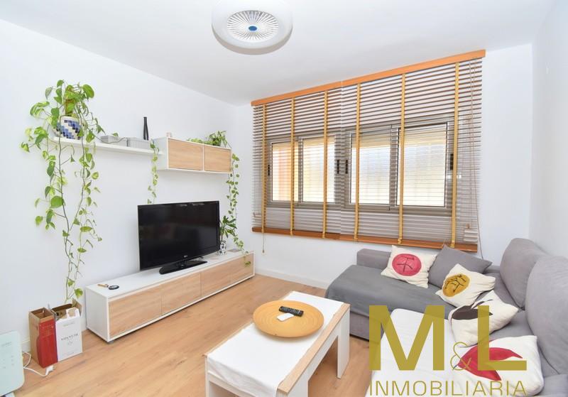 For sale of apartment in Puig