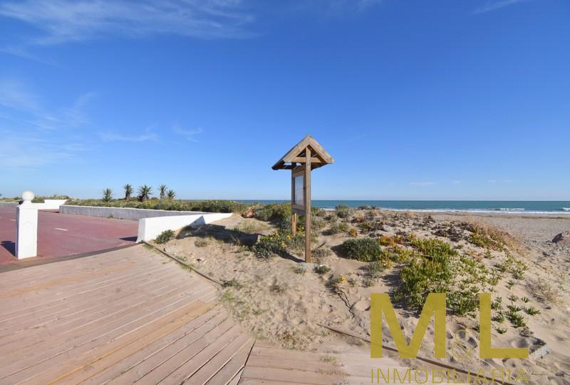 For sale of apartment in Puig