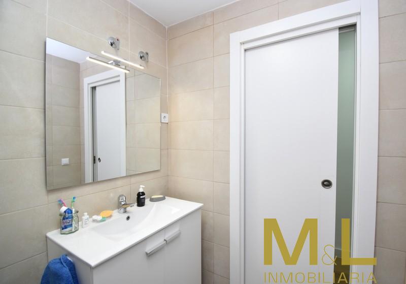 For sale of apartment in Puig