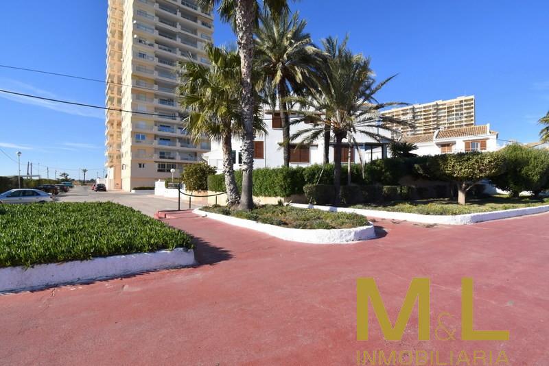 For sale of apartment in Puig