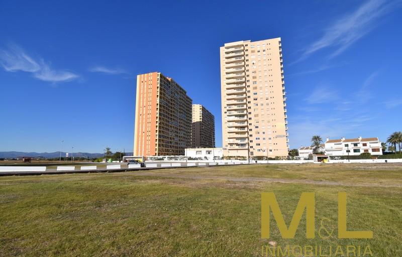 For sale of apartment in Puig