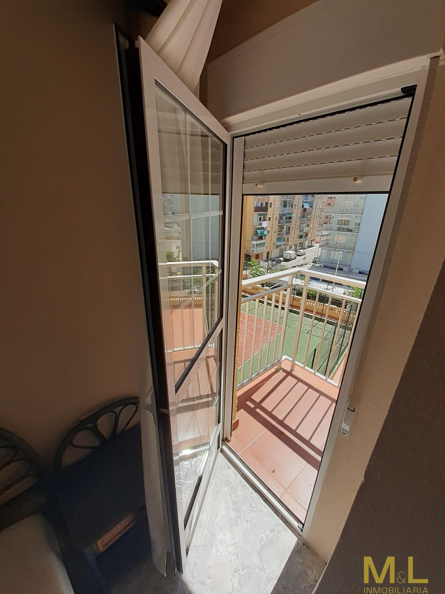 For sale of apartment in Puebla de Farnáls