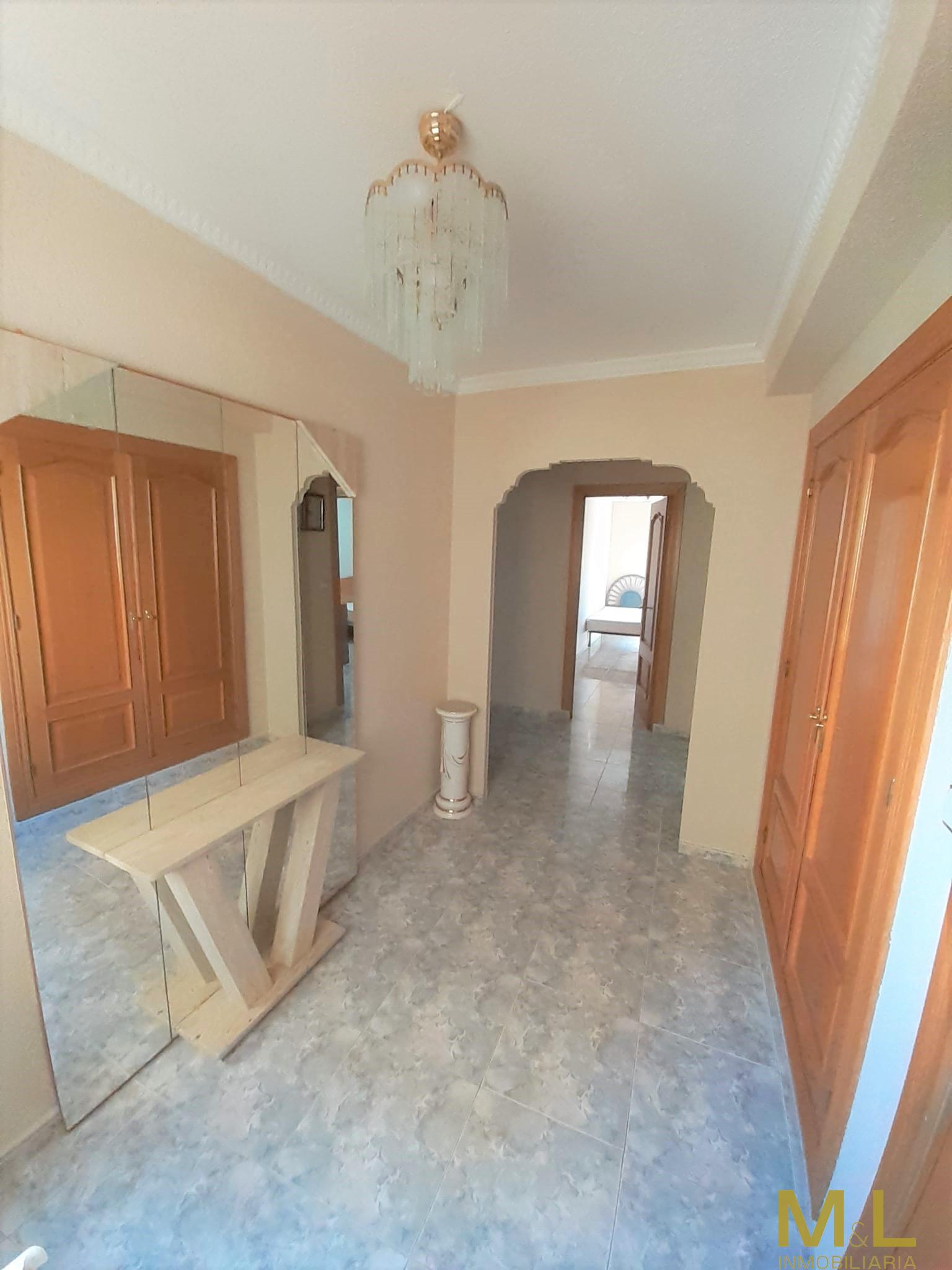 For sale of apartment in Puebla de Farnáls