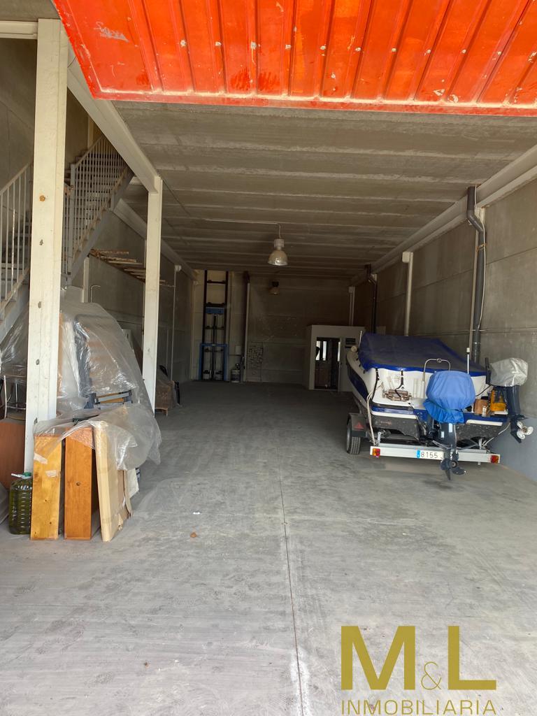 For sale of industrial plant/warehouse in Massamagrell