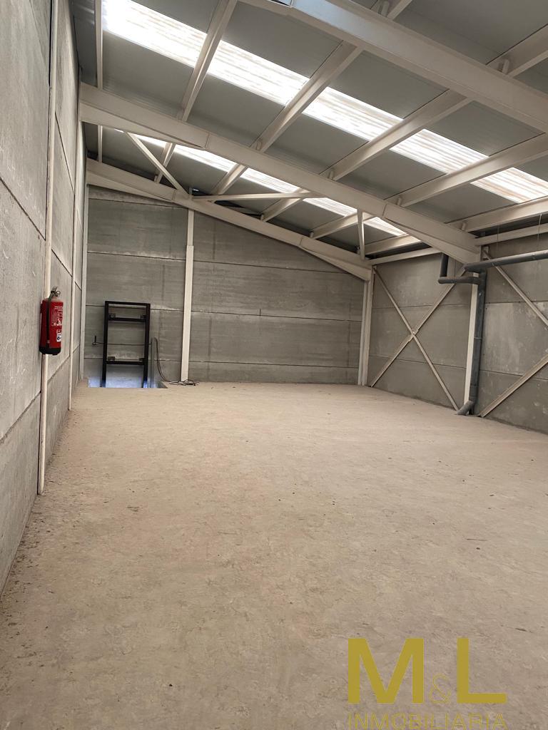 For sale of industrial plant/warehouse in Massamagrell