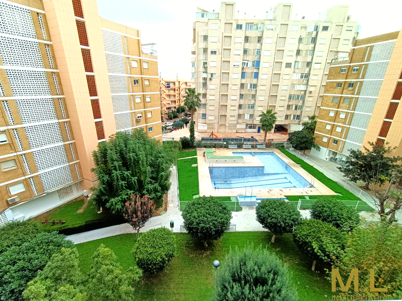 For sale of apartment in La Pobla de Farnals
