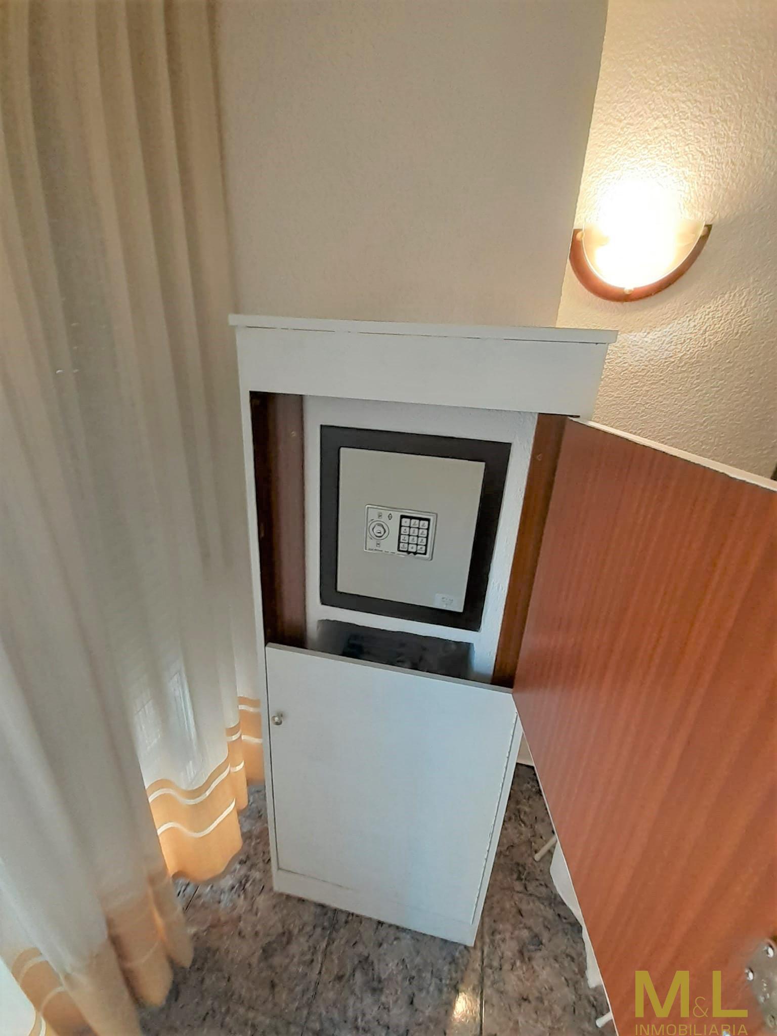 For sale of apartment in La Pobla de Farnals