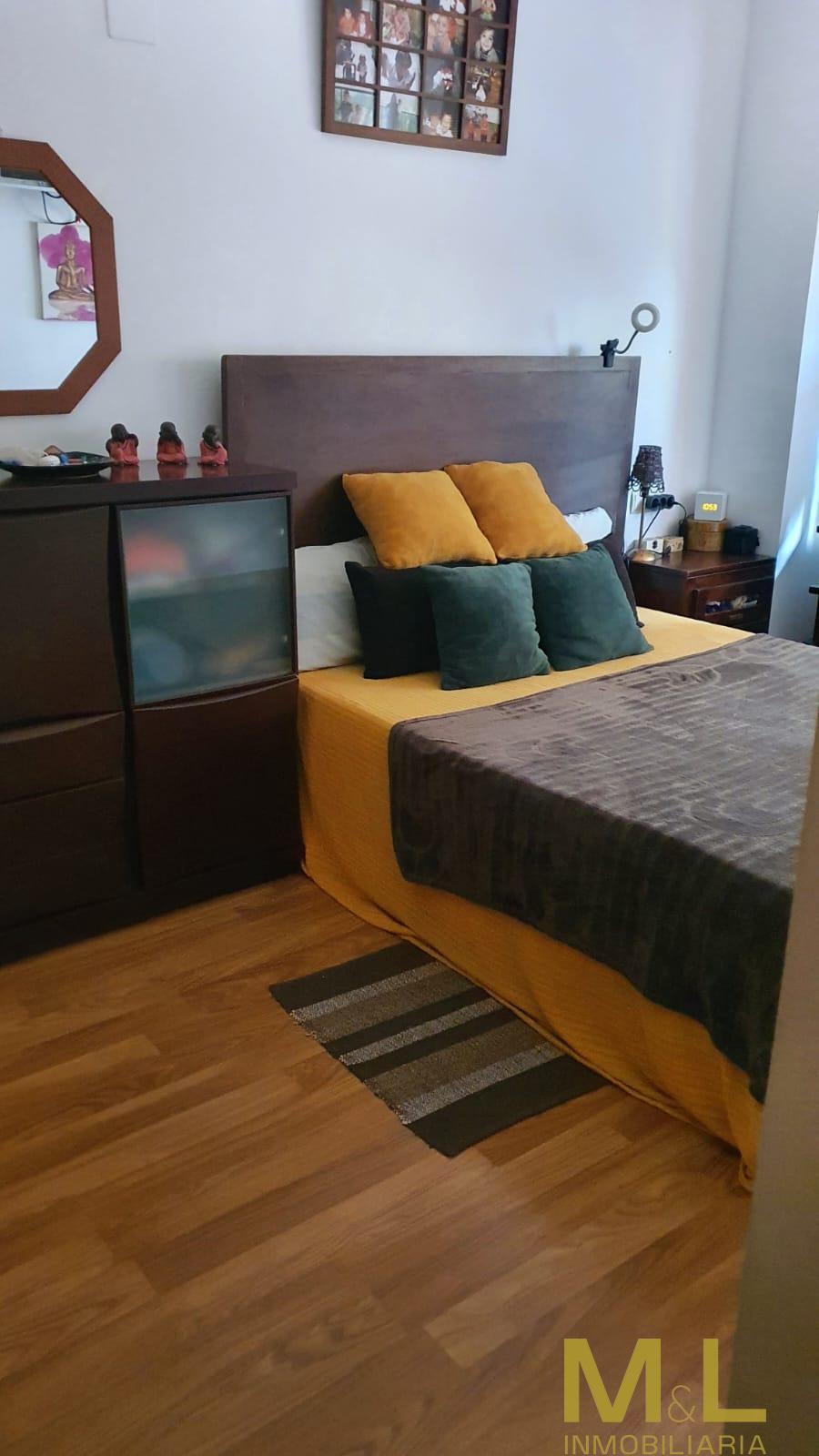 For sale of apartment in Ademuz