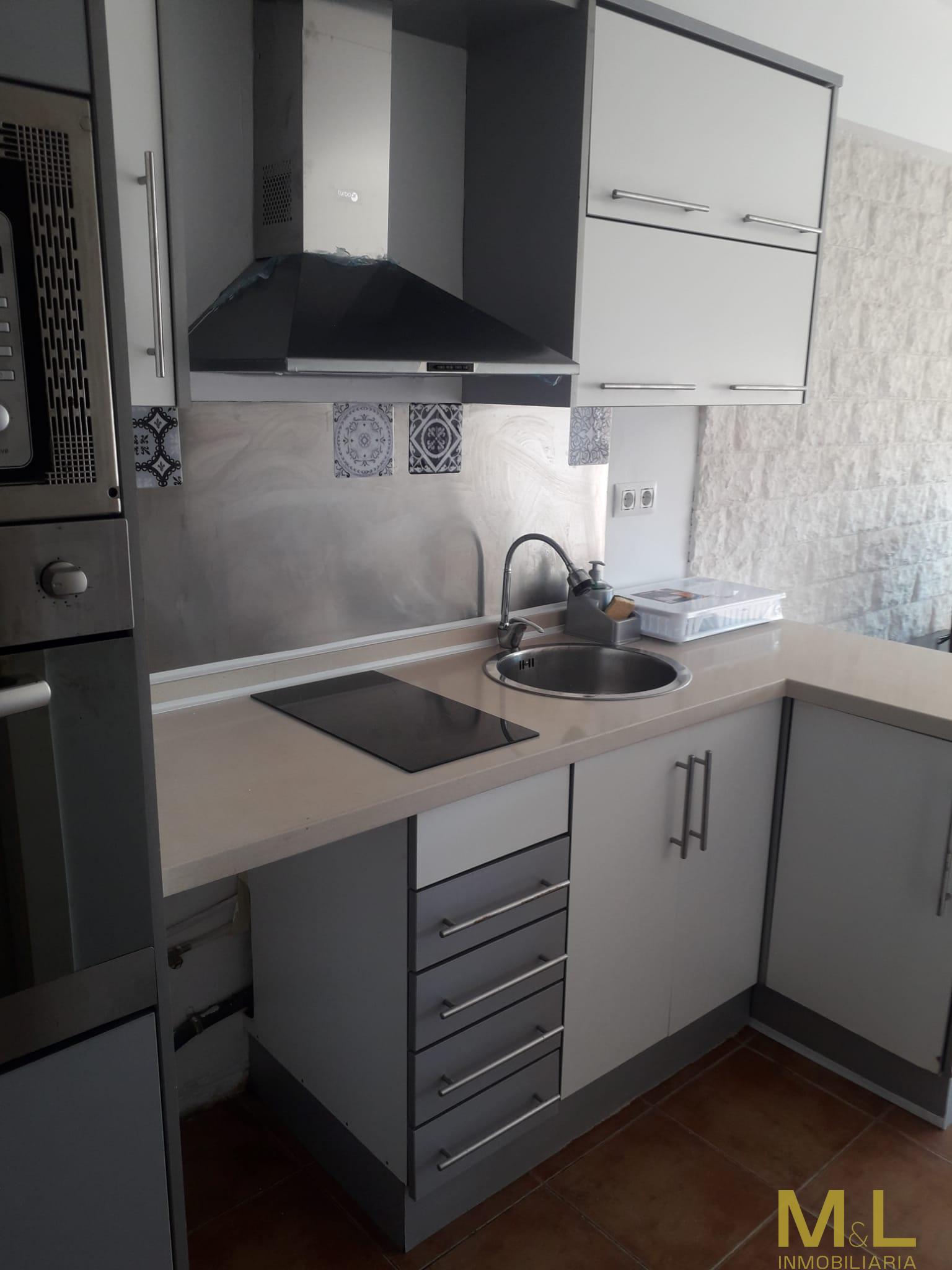 For sale of apartment in La Pobla de Farnals