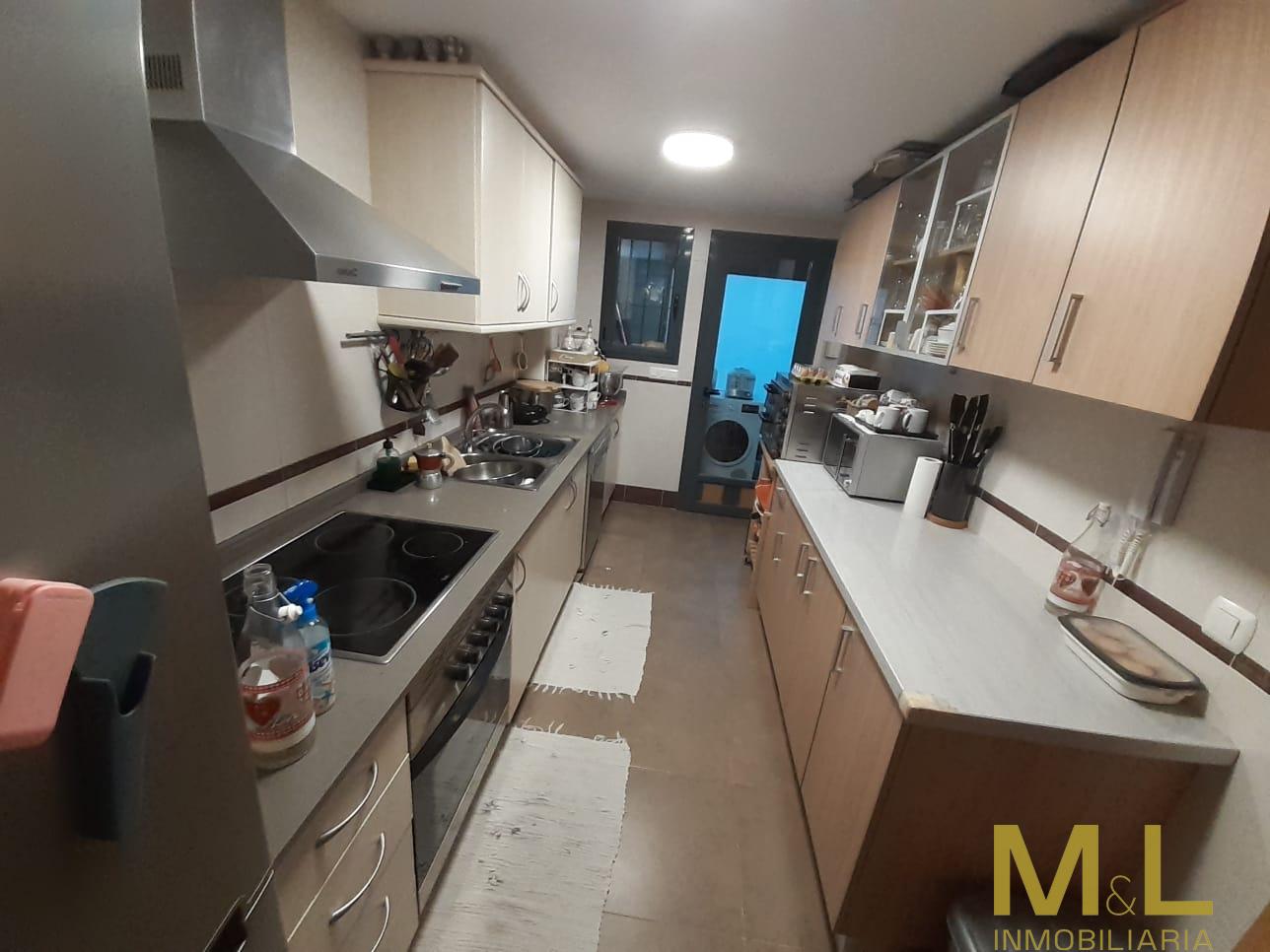 For sale of duplex in La Pobla de Farnals