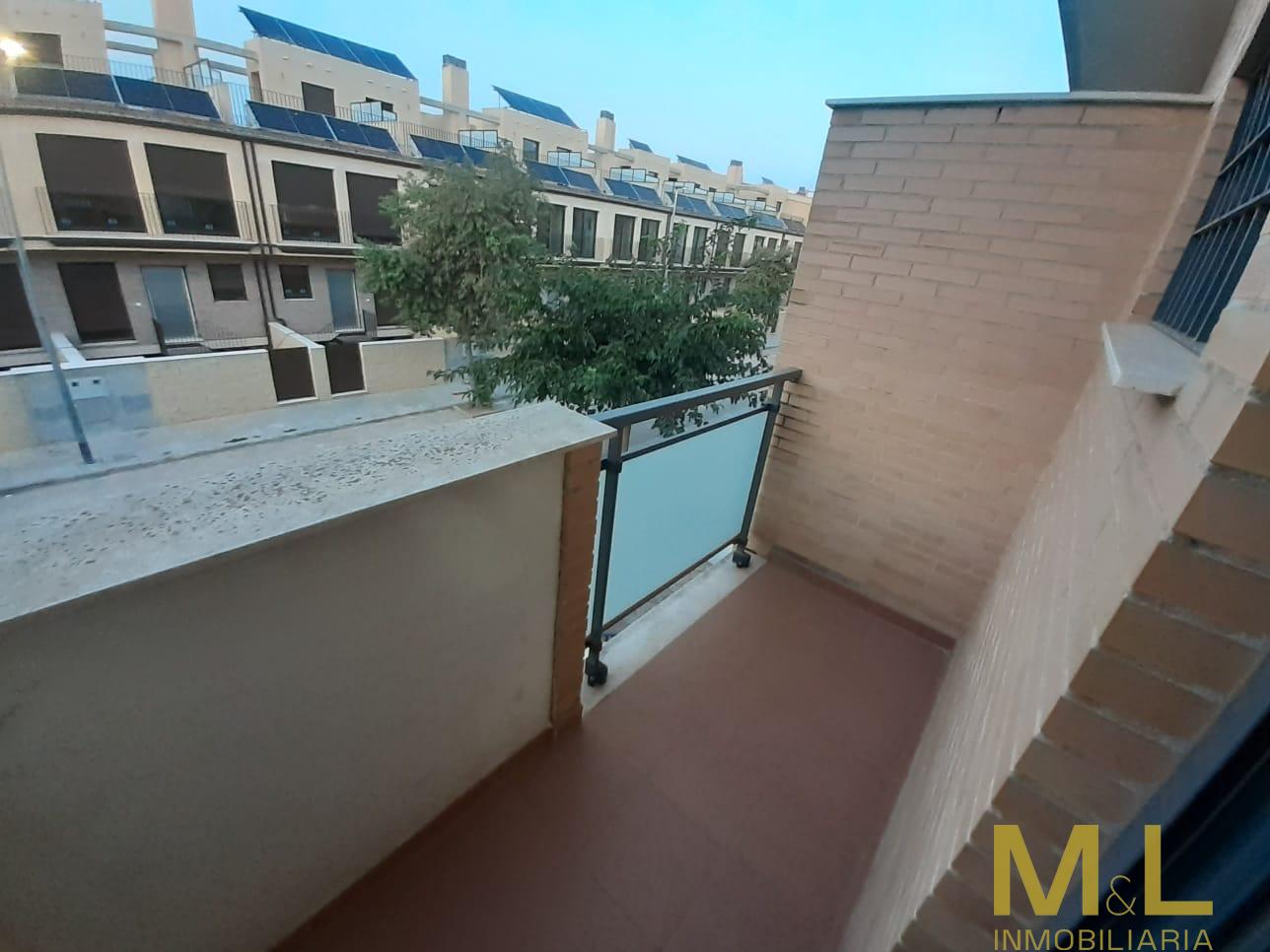 For sale of duplex in La Pobla de Farnals