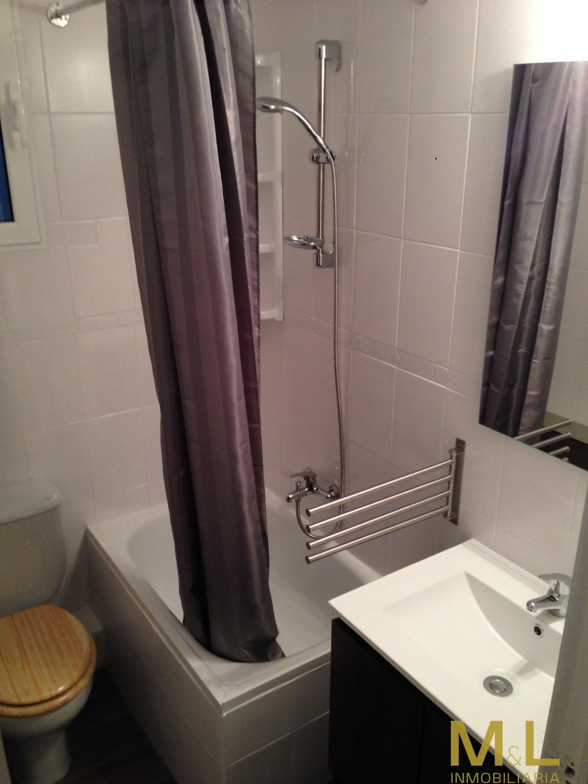 For sale of flat in Valencia