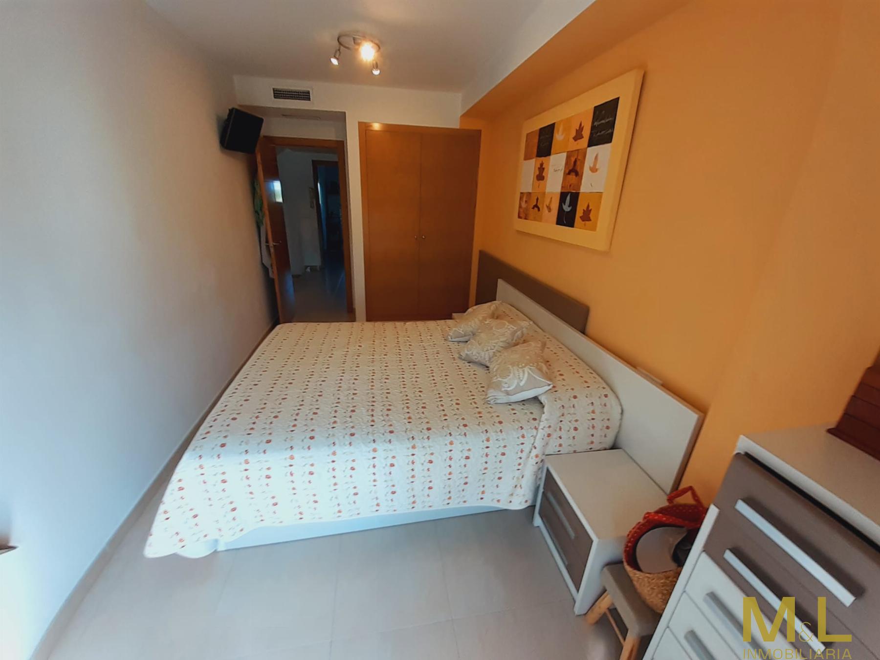 For sale of duplex in La Pobla de Farnals