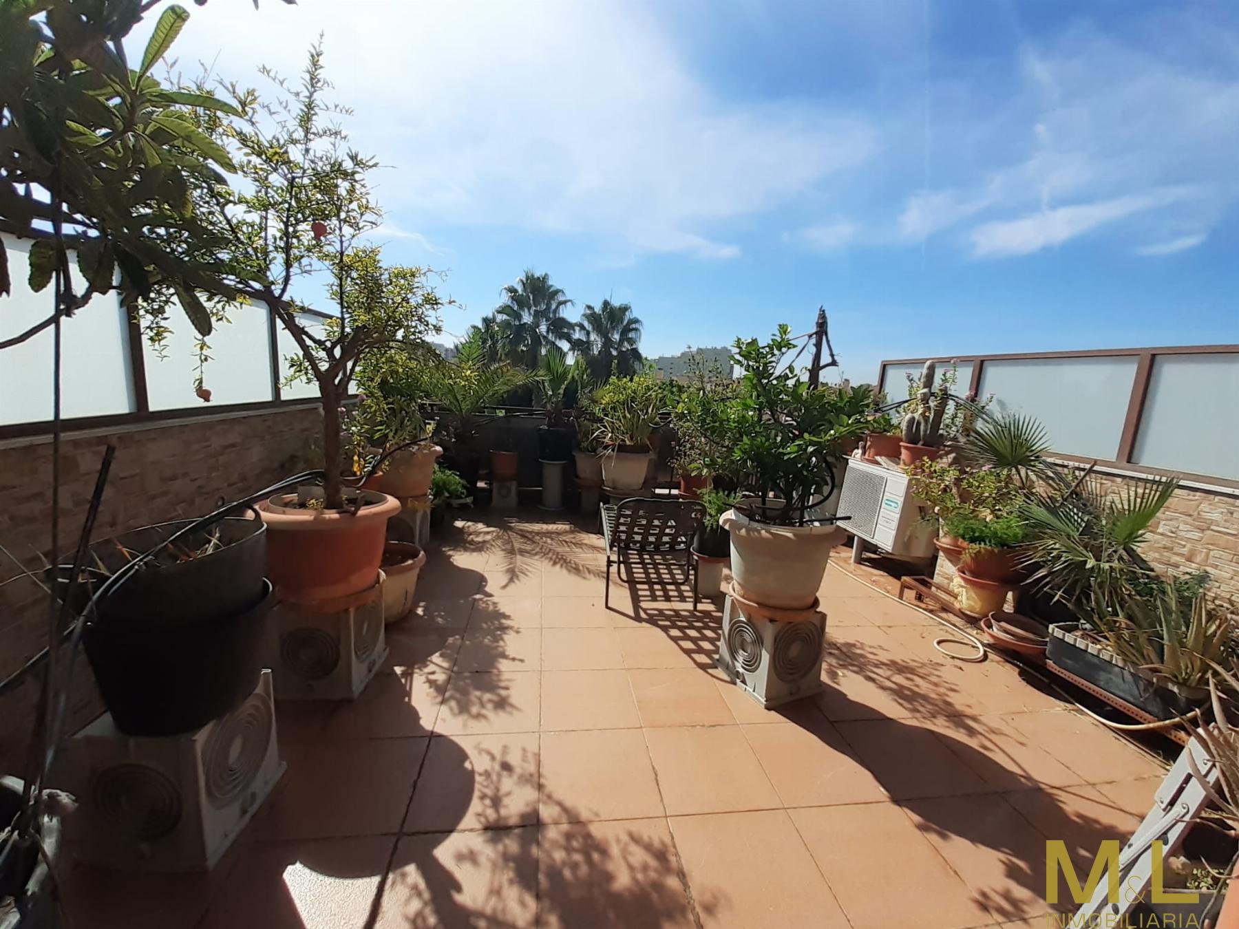 For sale of duplex in La Pobla de Farnals
