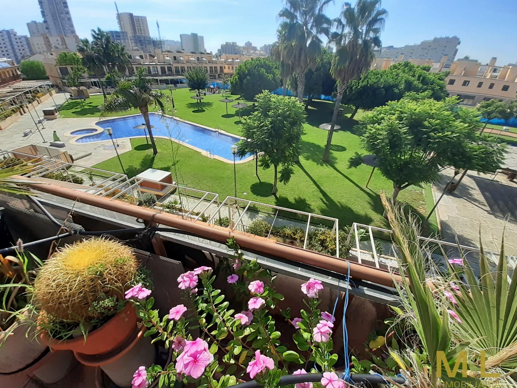 For sale of duplex in La Pobla de Farnals