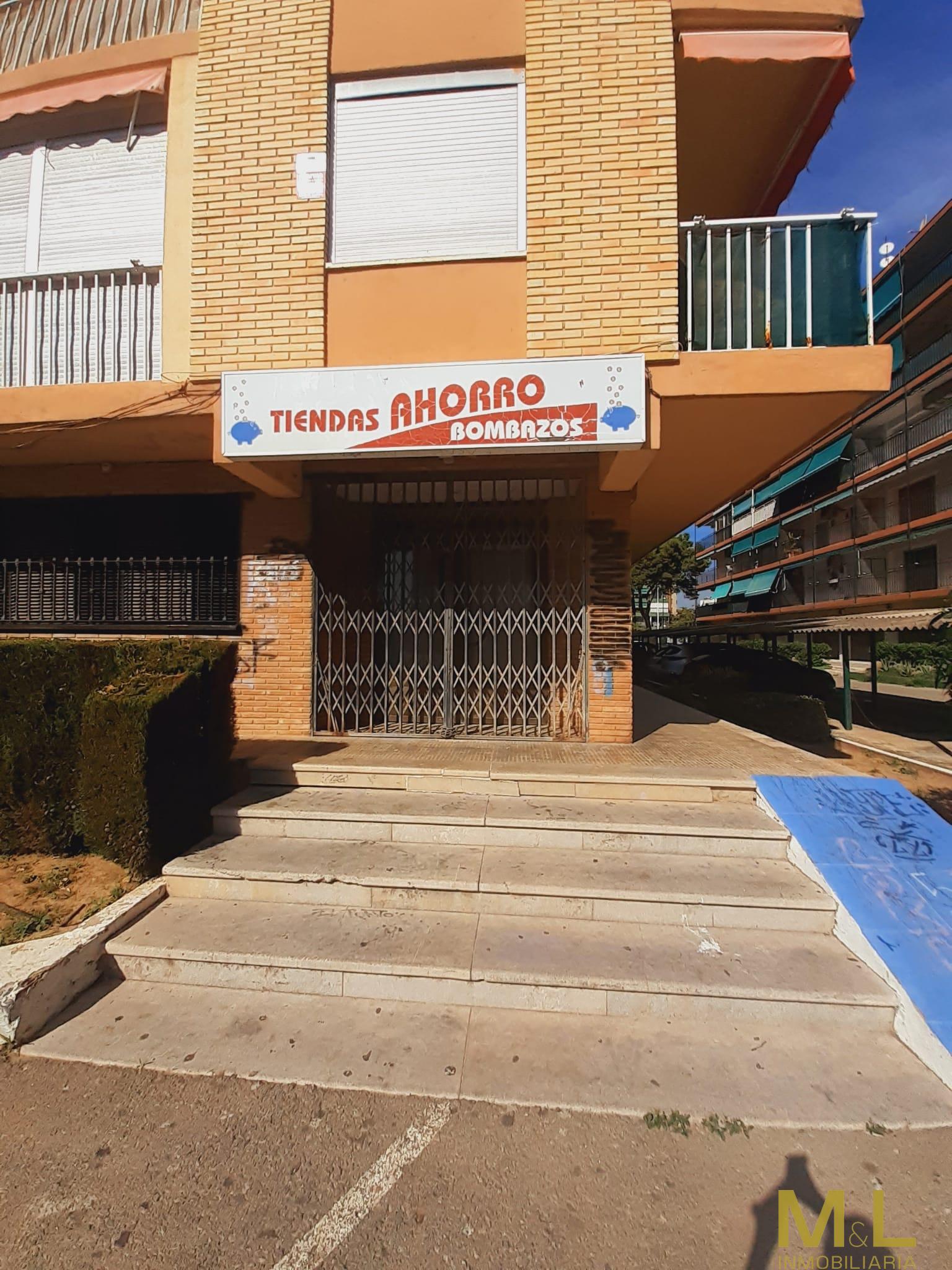 For rent of commercial in La Pobla de Farnals