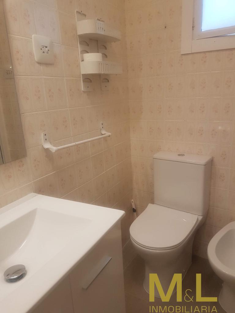 For sale of flat in Valencia