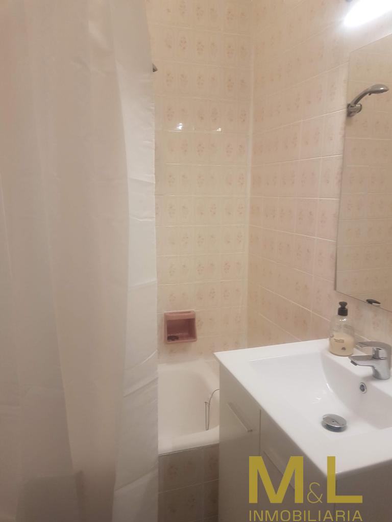 For sale of flat in Valencia