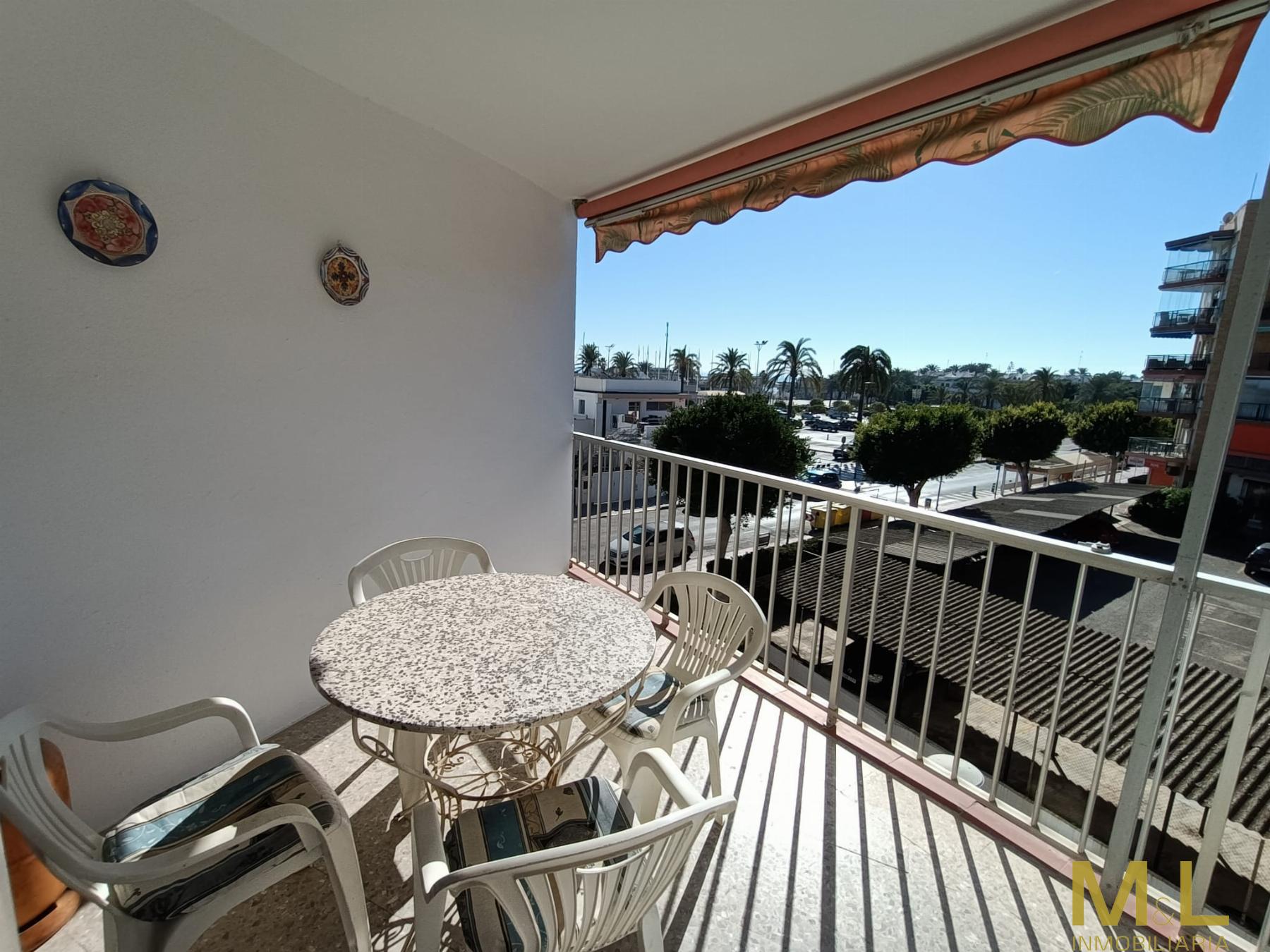 For sale of apartment in La Pobla de Farnals