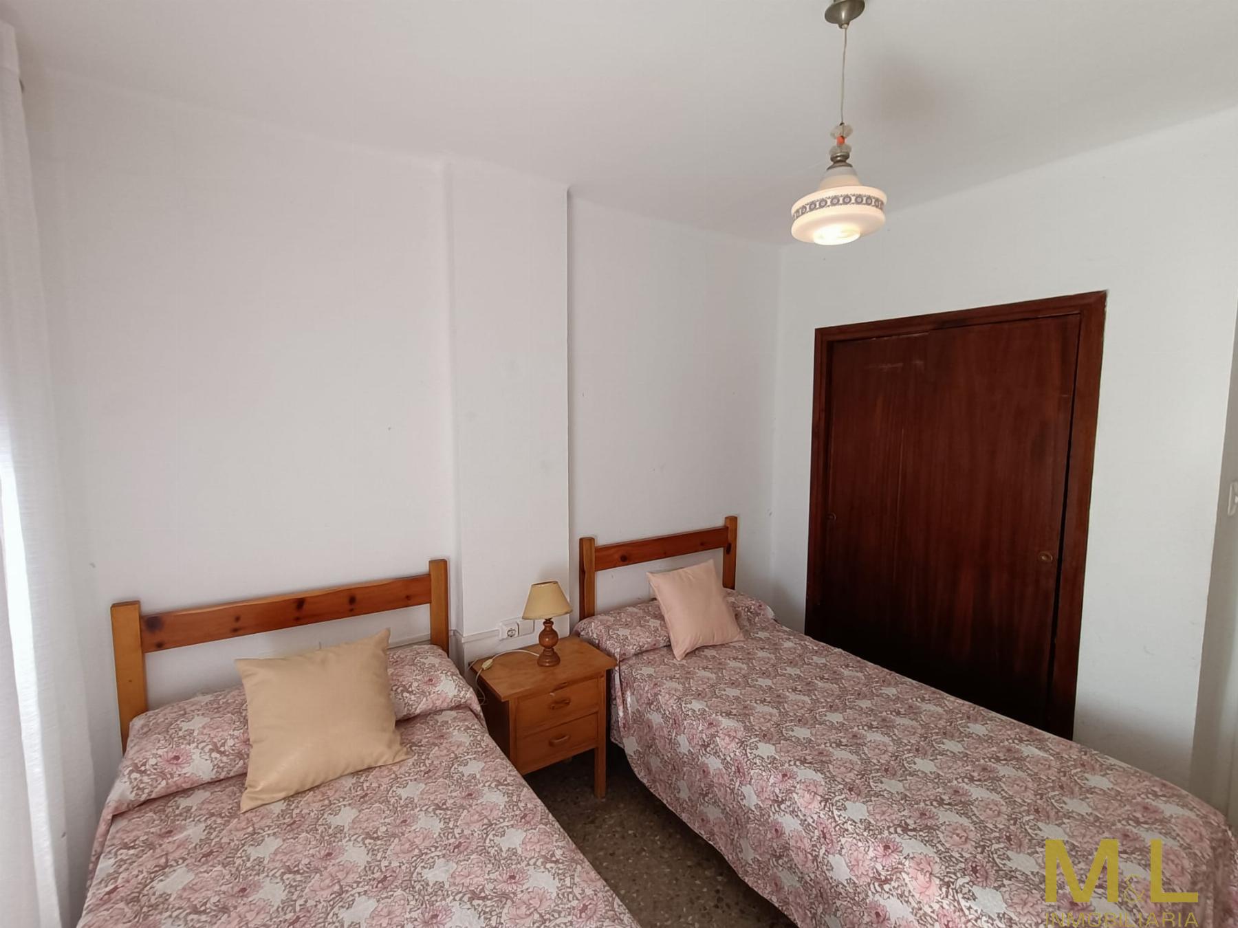 For sale of apartment in La Pobla de Farnals