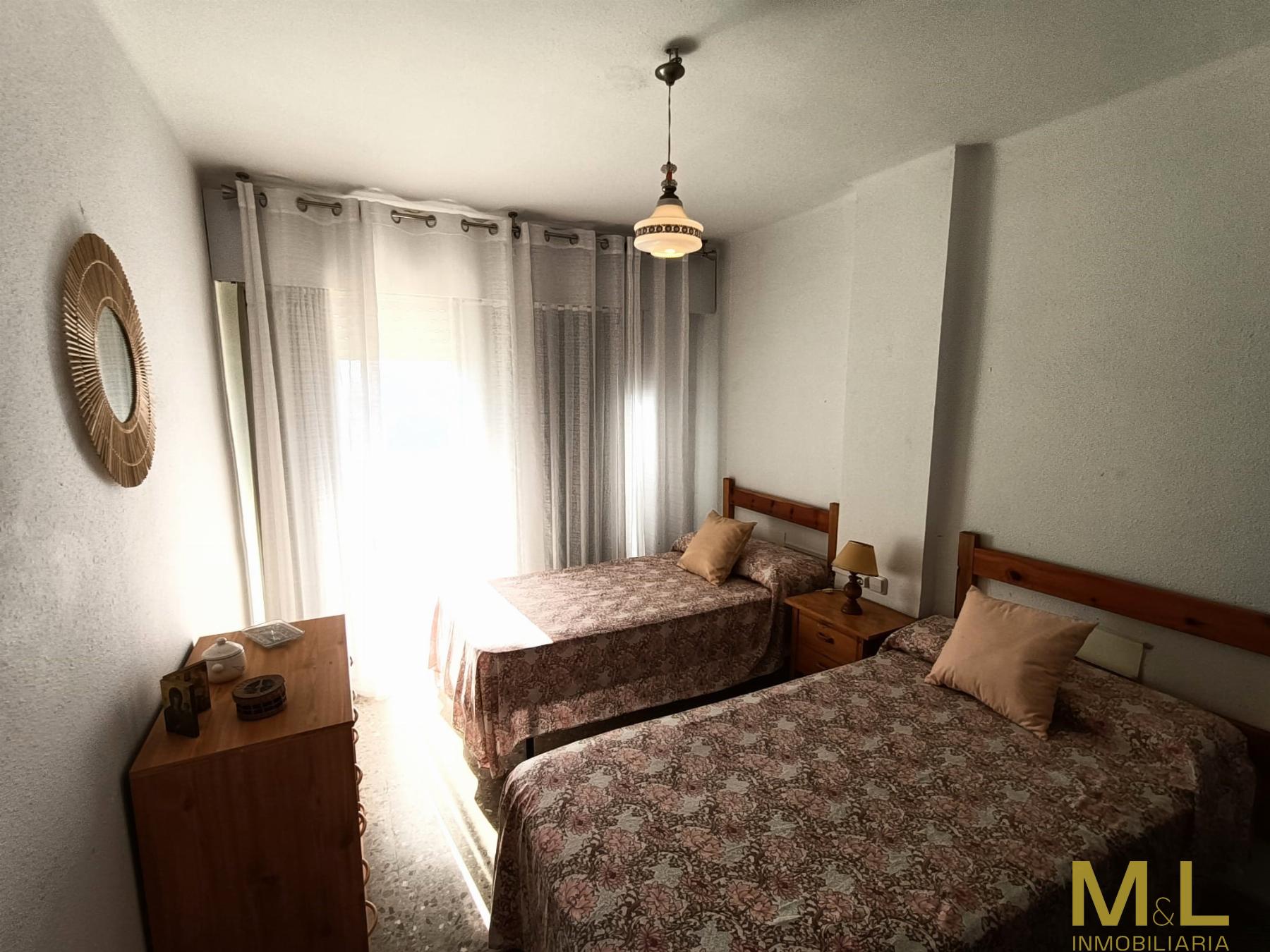 For sale of apartment in La Pobla de Farnals