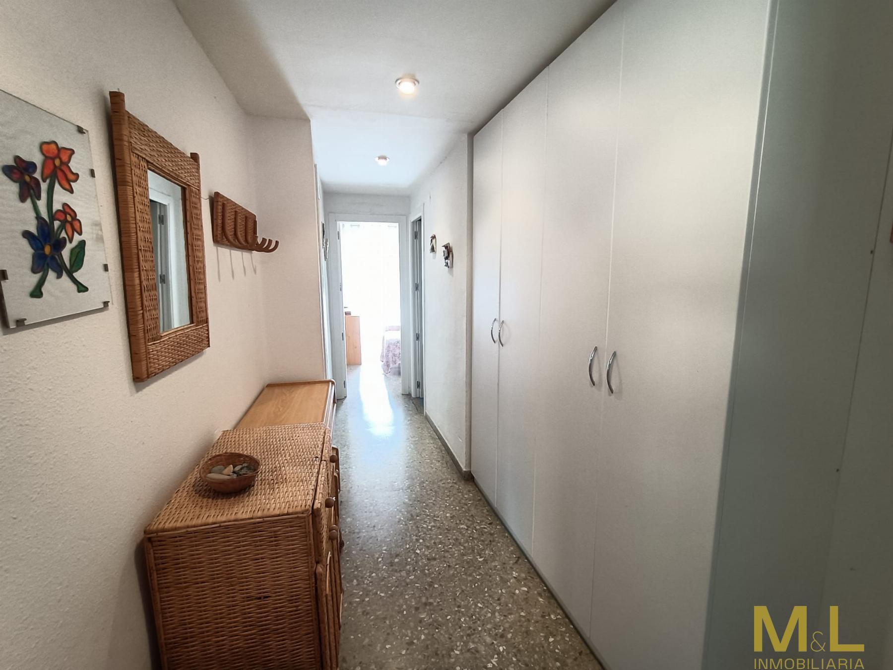 For sale of apartment in La Pobla de Farnals