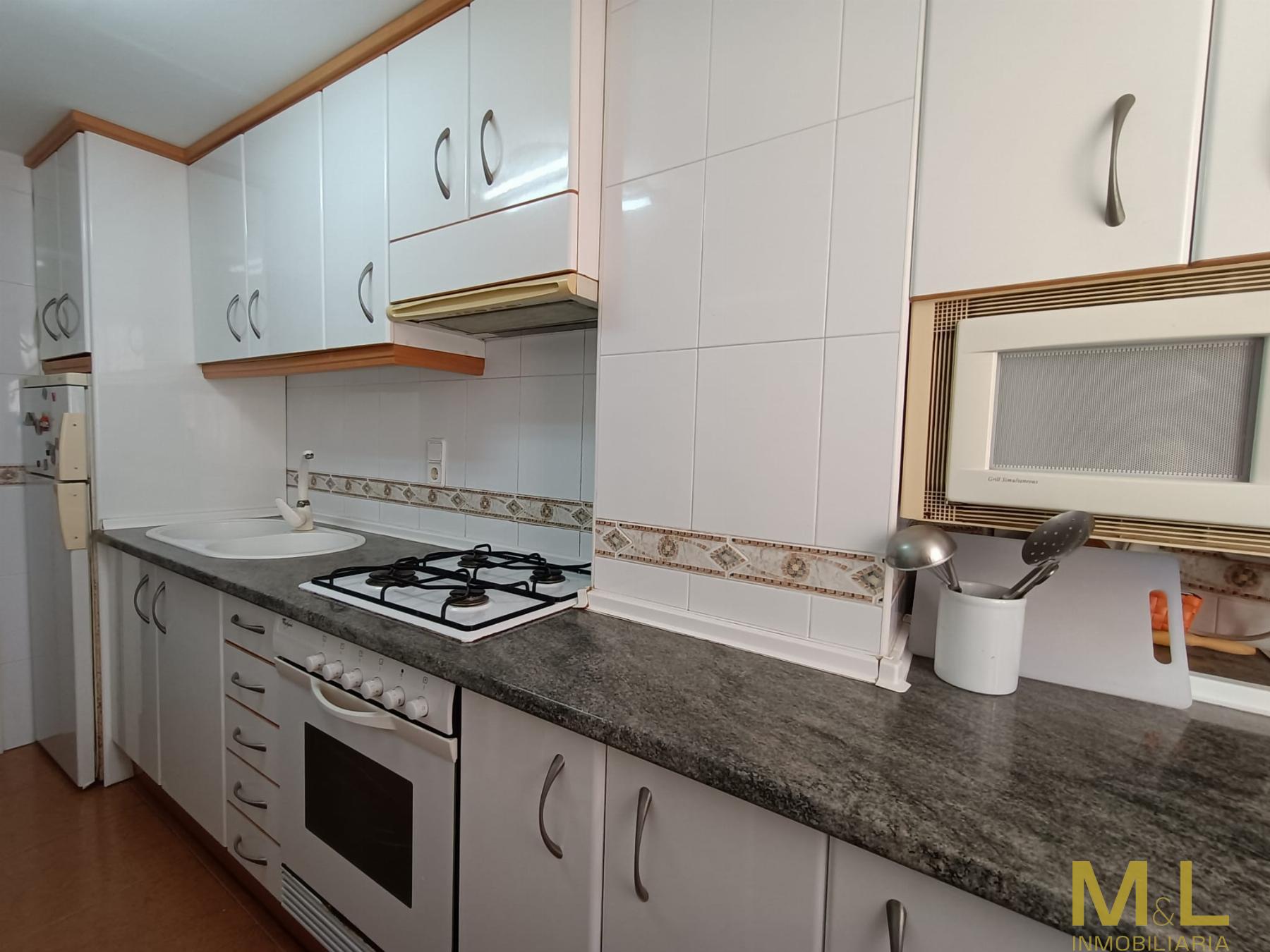 For sale of apartment in La Pobla de Farnals