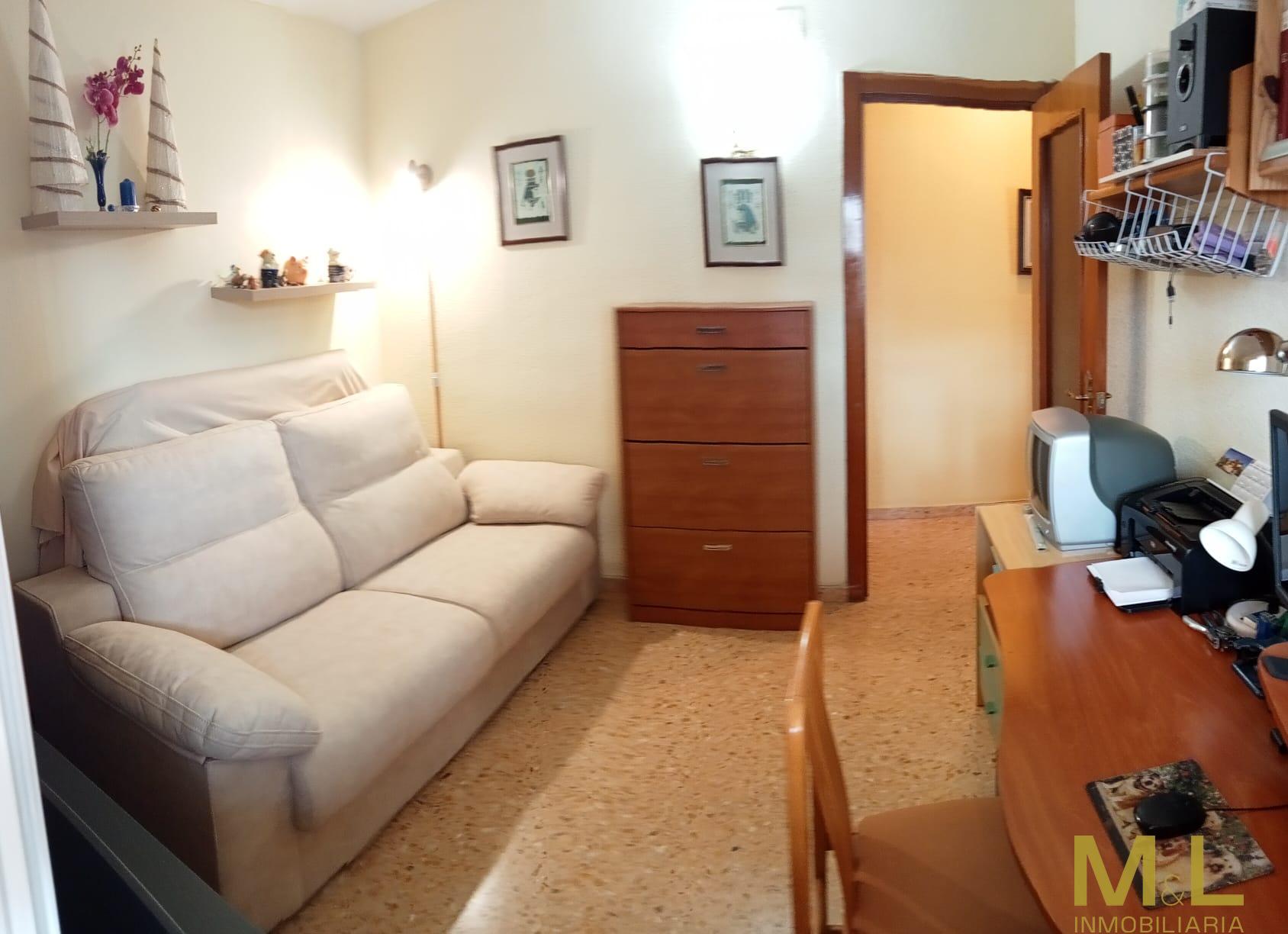 For sale of apartment in La Pobla de Farnals