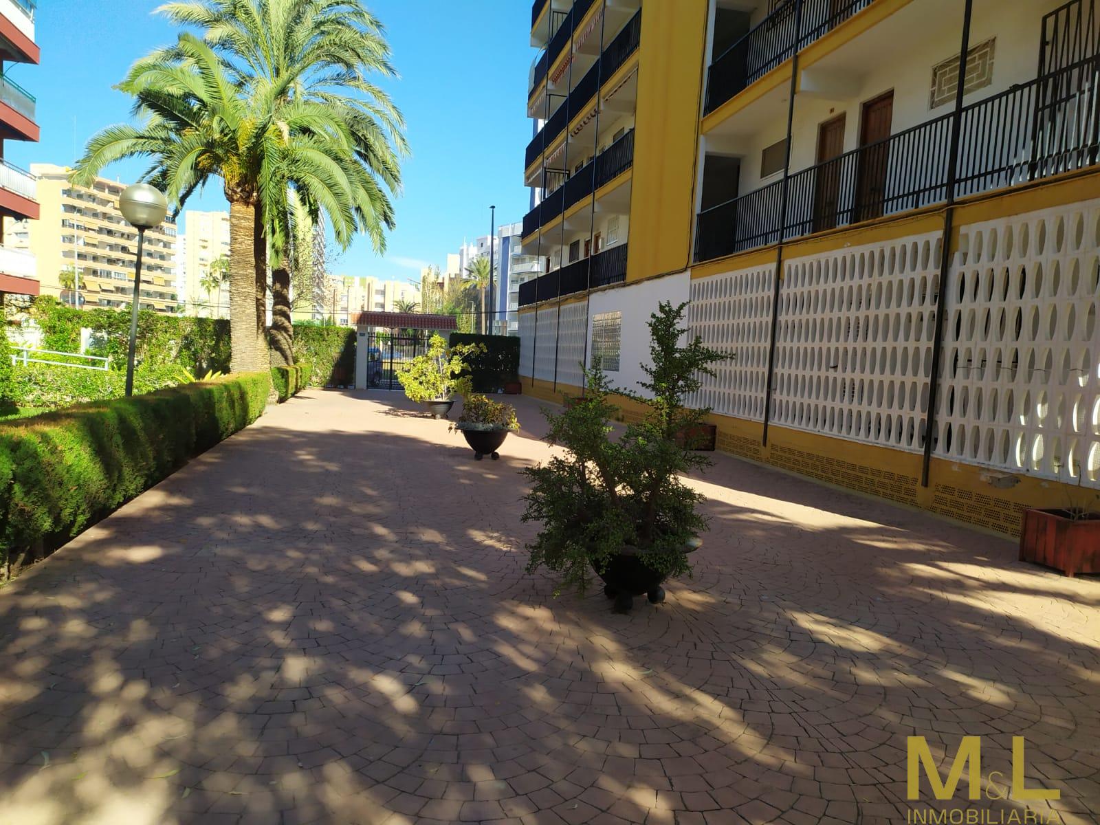 For sale of apartment in La Pobla de Farnals