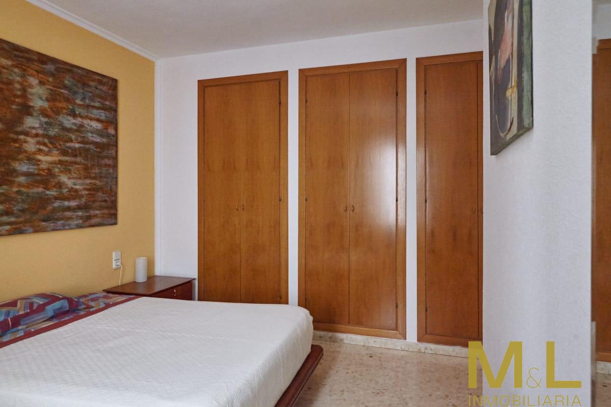 For sale of house in Puig