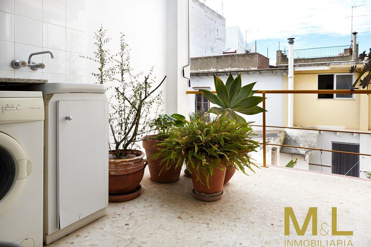For sale of house in Puig