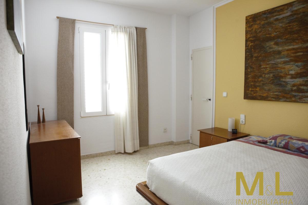 For sale of house in Puig