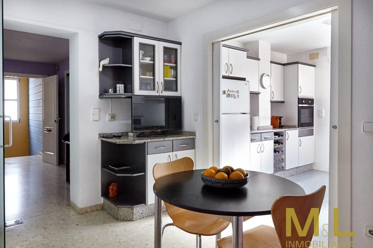 For sale of house in Puig