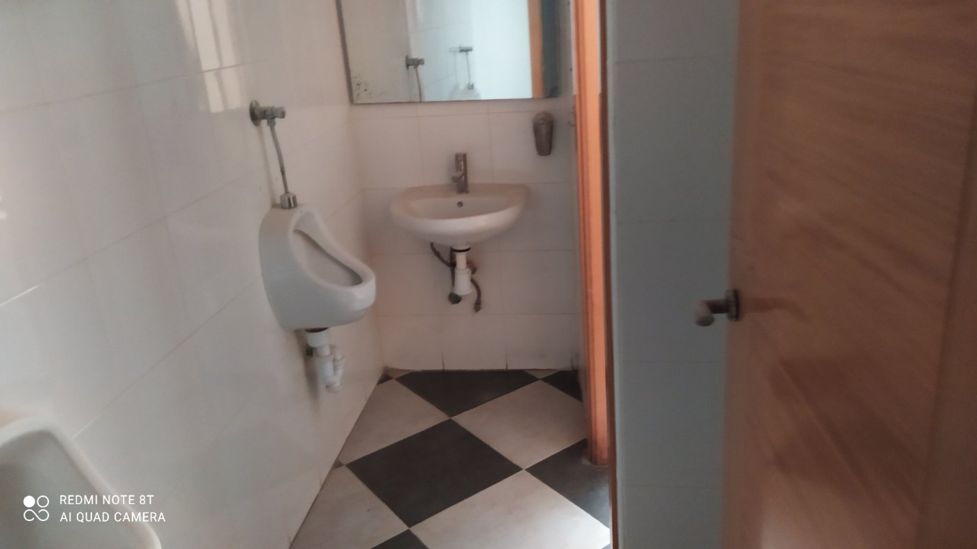 For rent of commercial in Córdoba