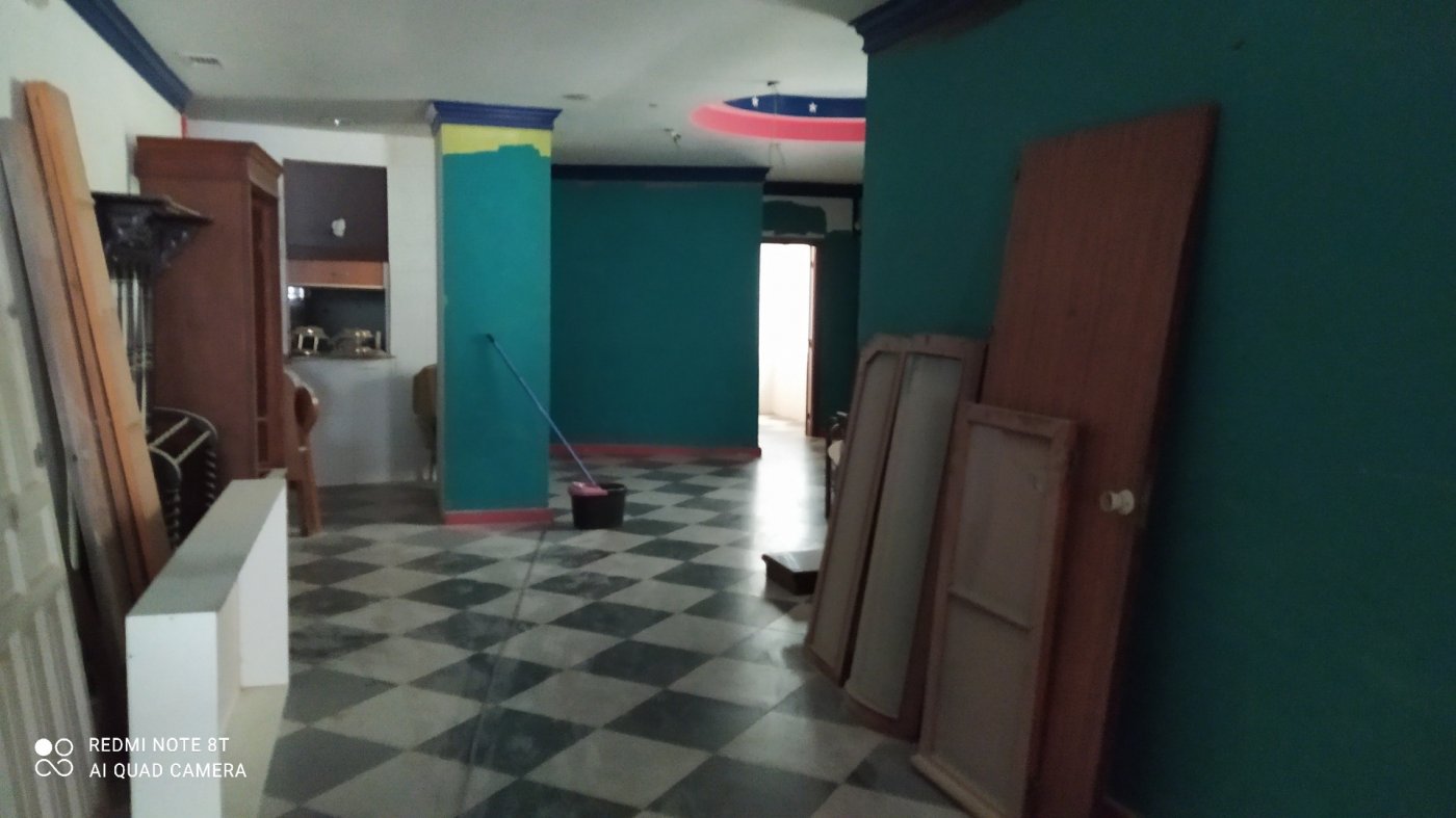 For rent of commercial in Córdoba