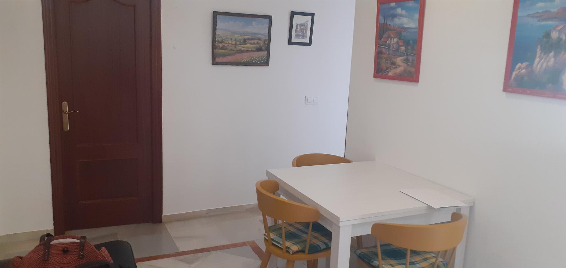 For sale of flat in Córdoba