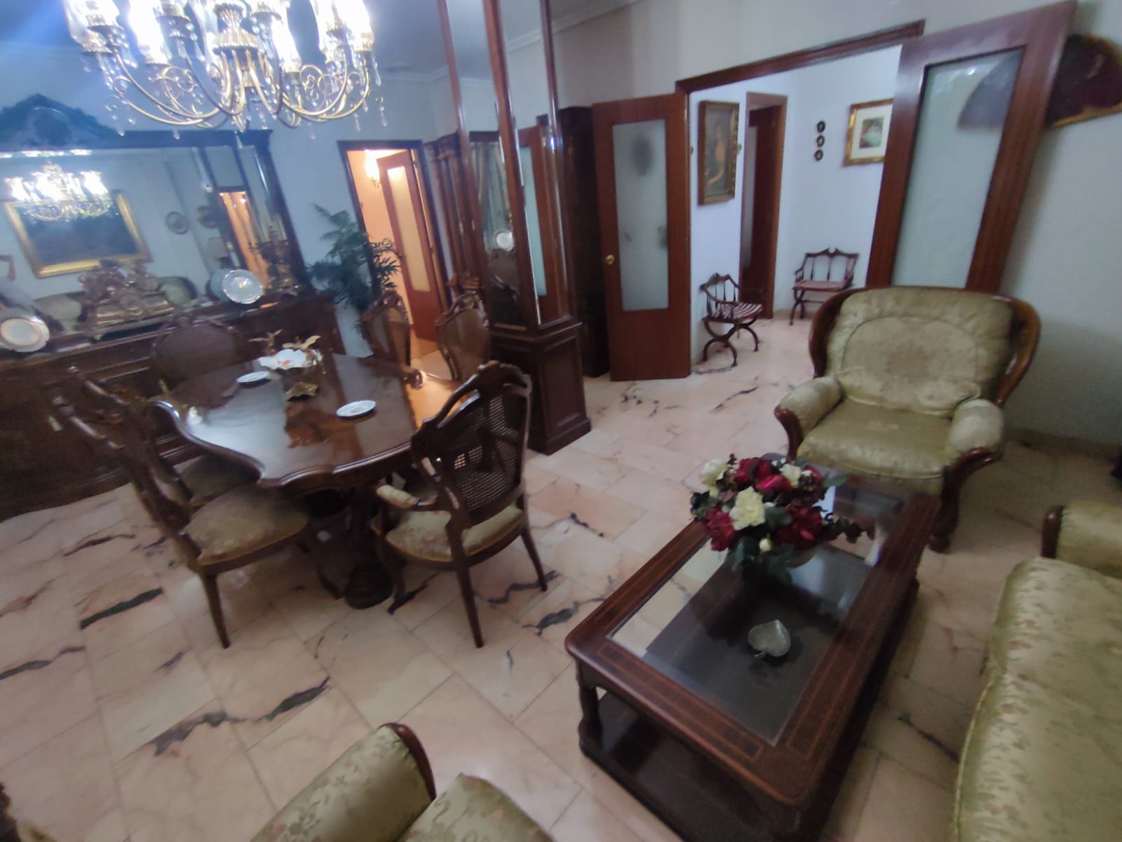 For sale of flat in Córdoba