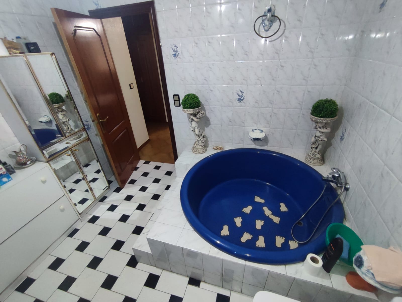 For sale of flat in Córdoba
