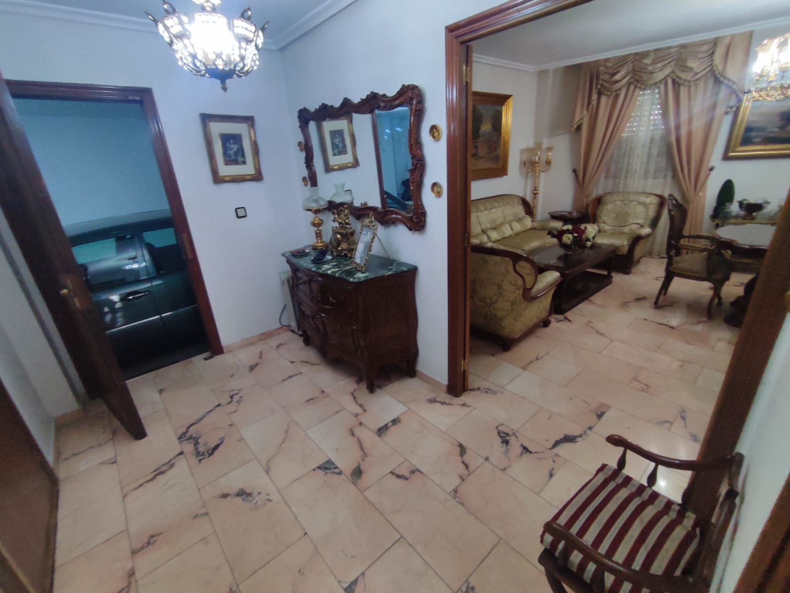 For sale of flat in Córdoba