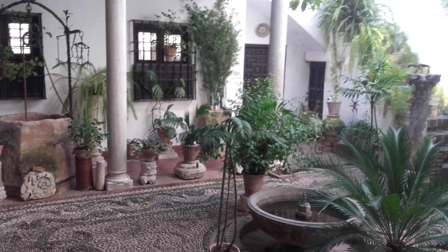 For sale of house in Córdoba