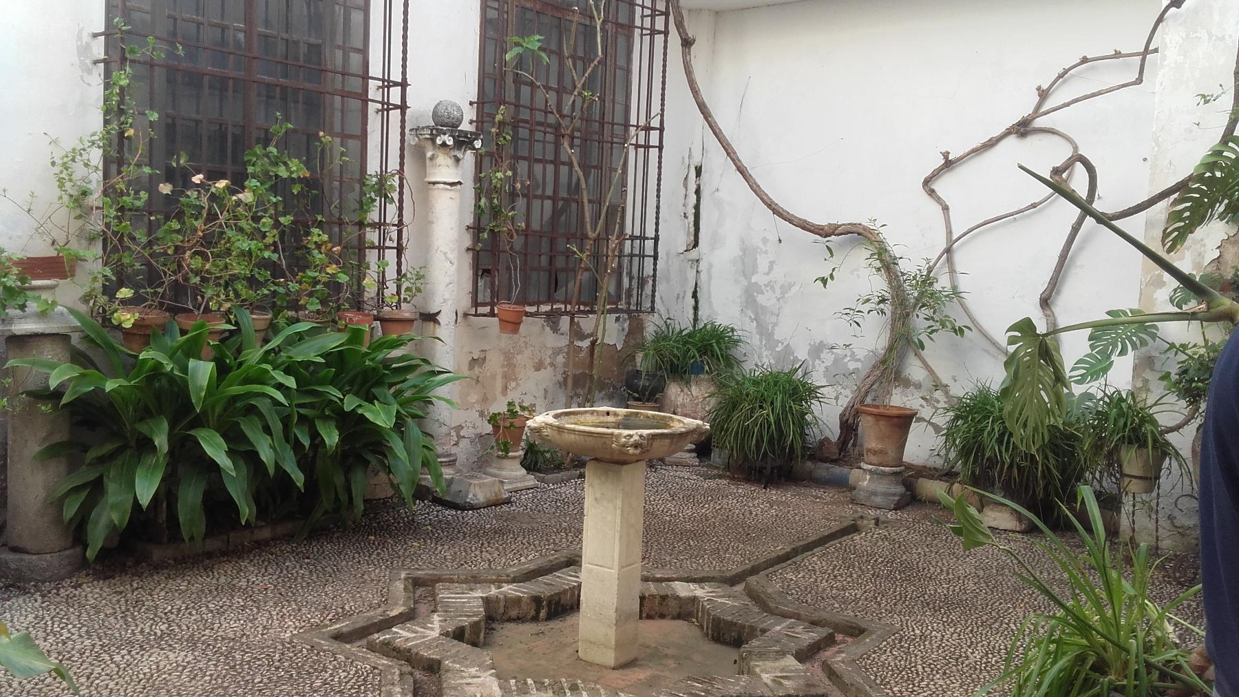 For sale of house in Córdoba