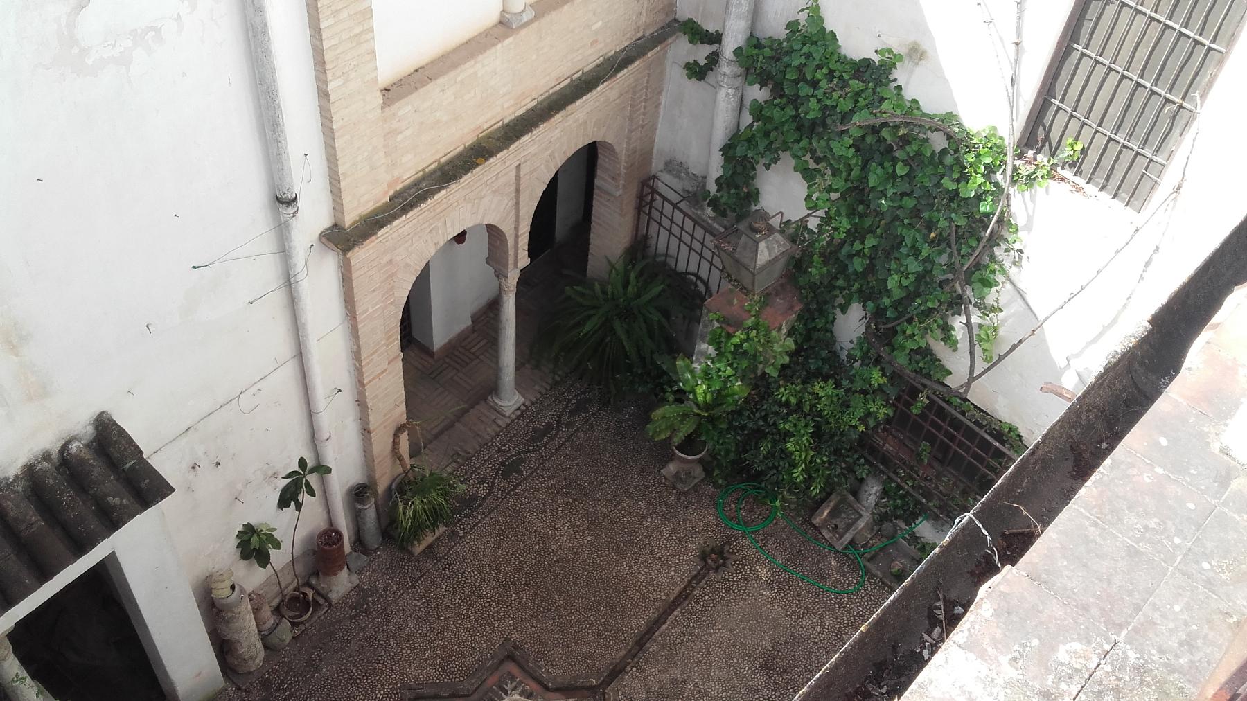 For sale of house in Córdoba