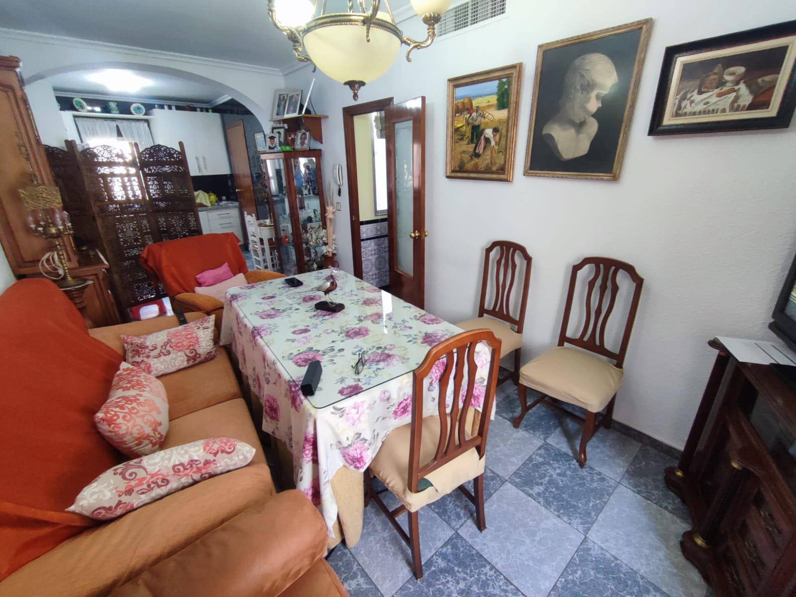 For sale of house in Córdoba