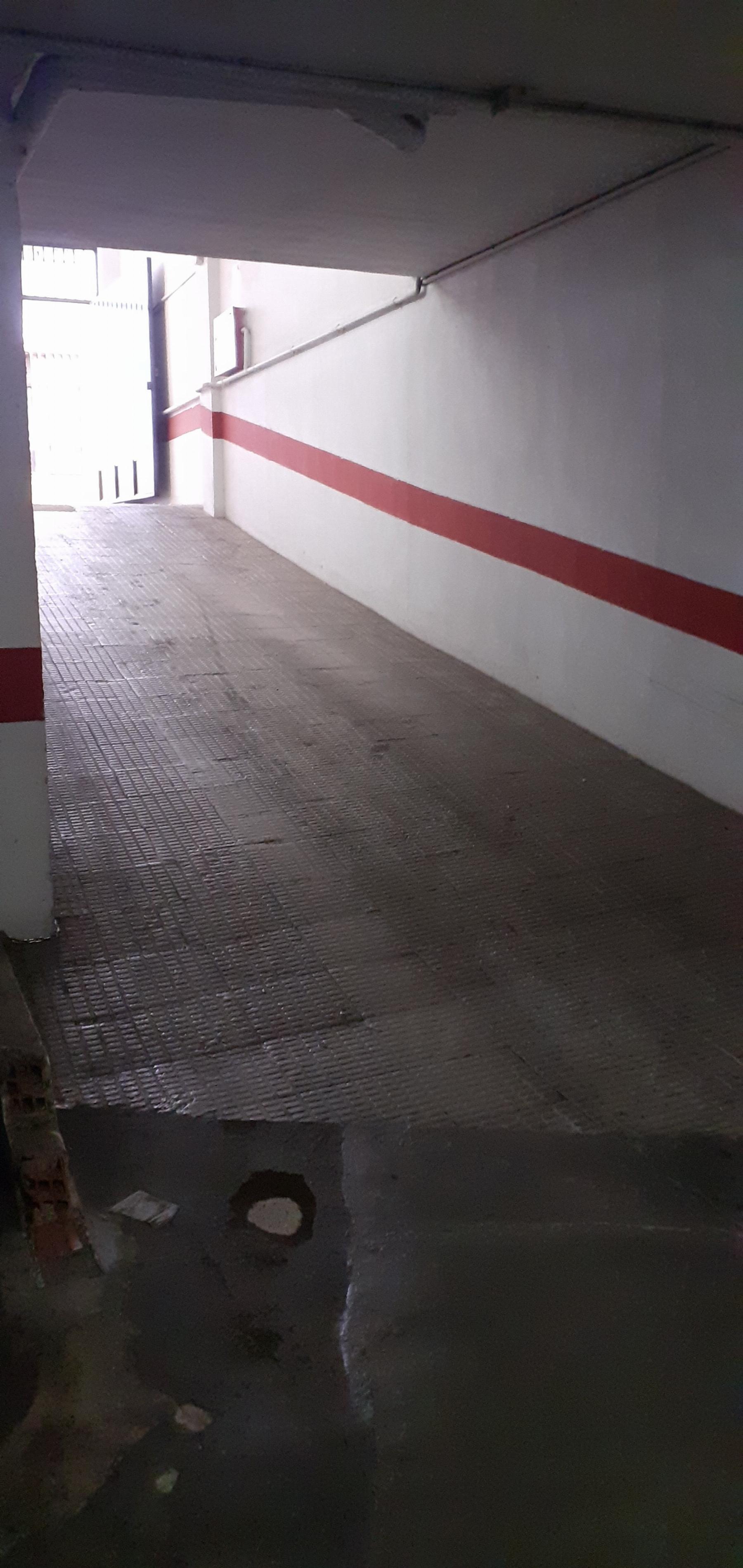 For sale of garage in Córdoba