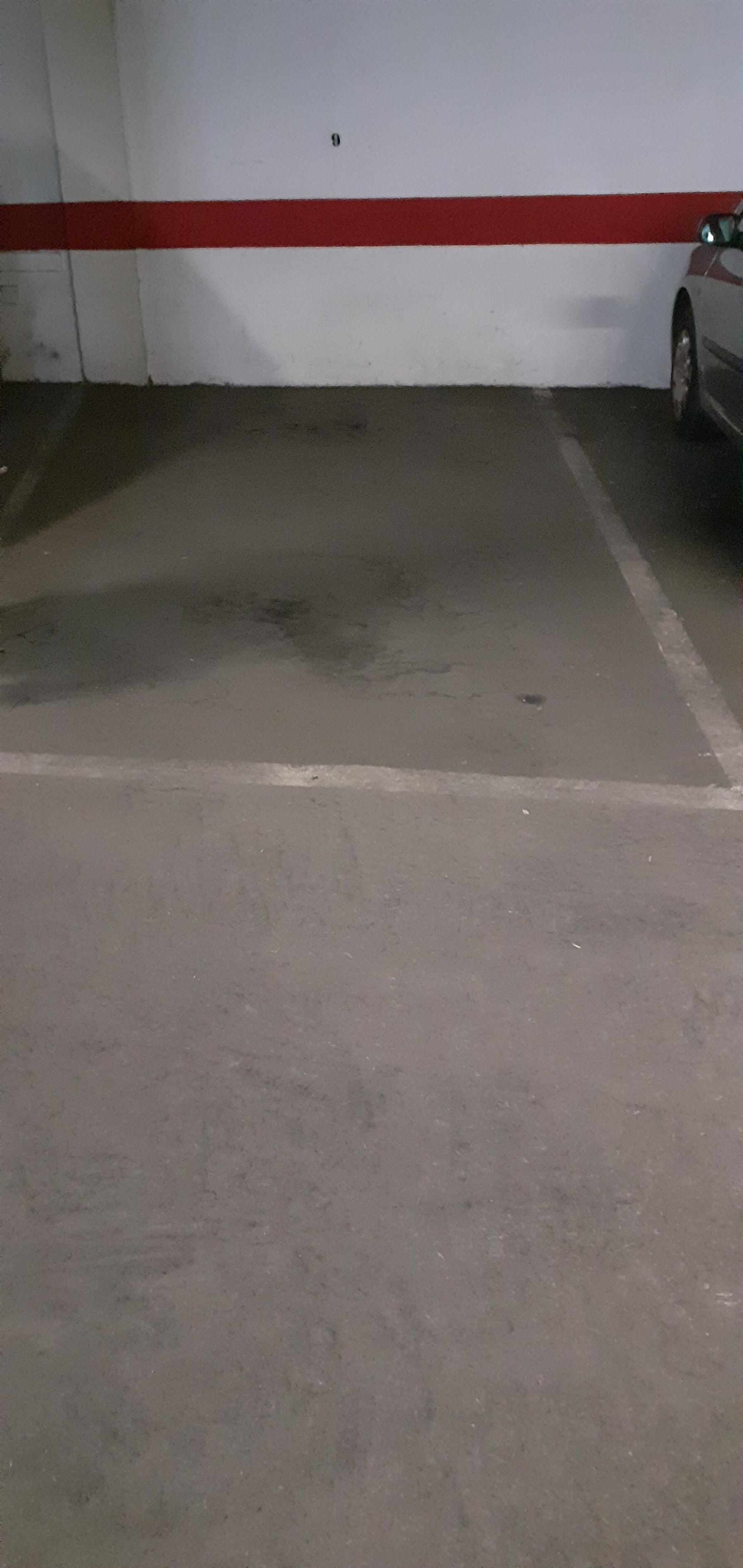 For sale of garage in Córdoba