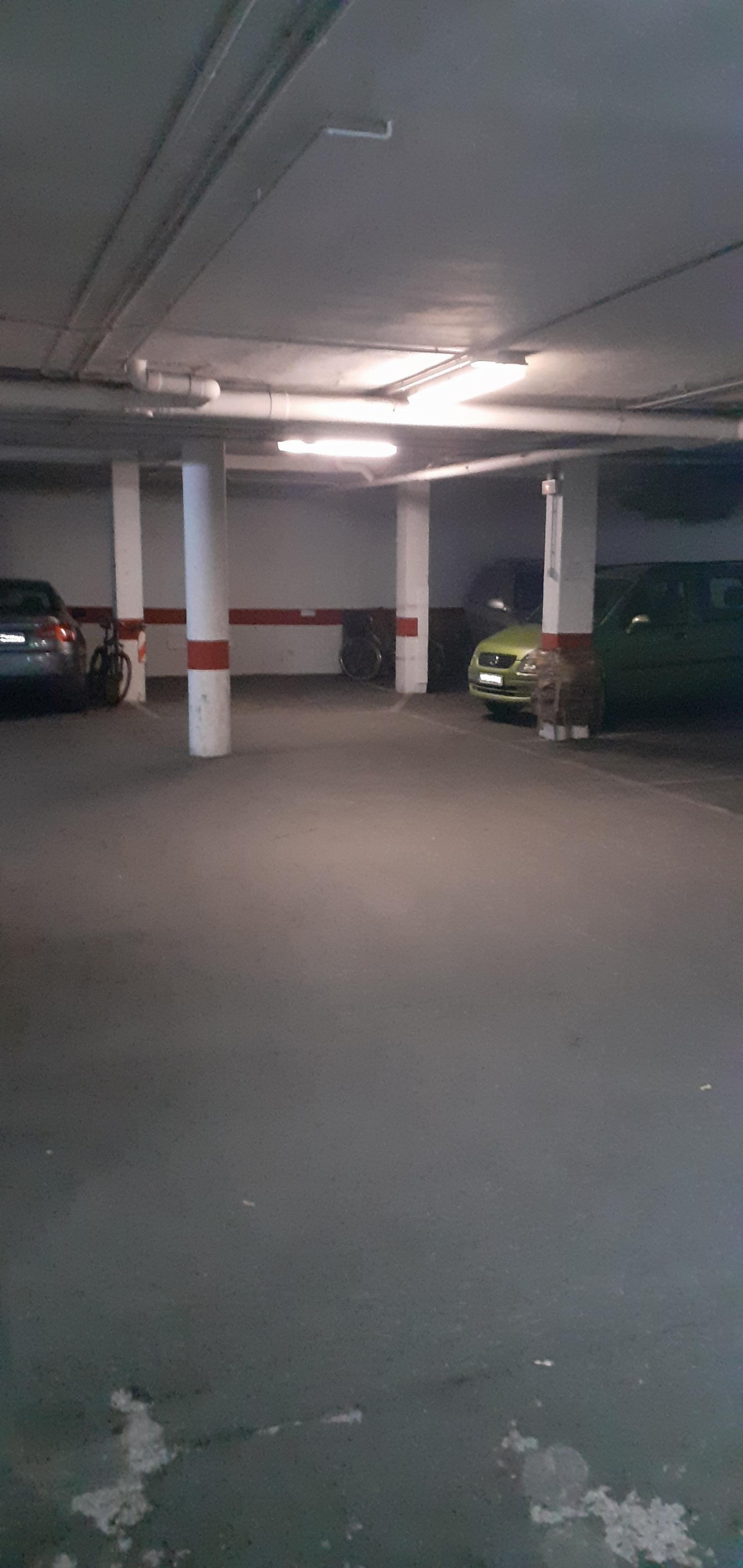 For sale of garage in Córdoba